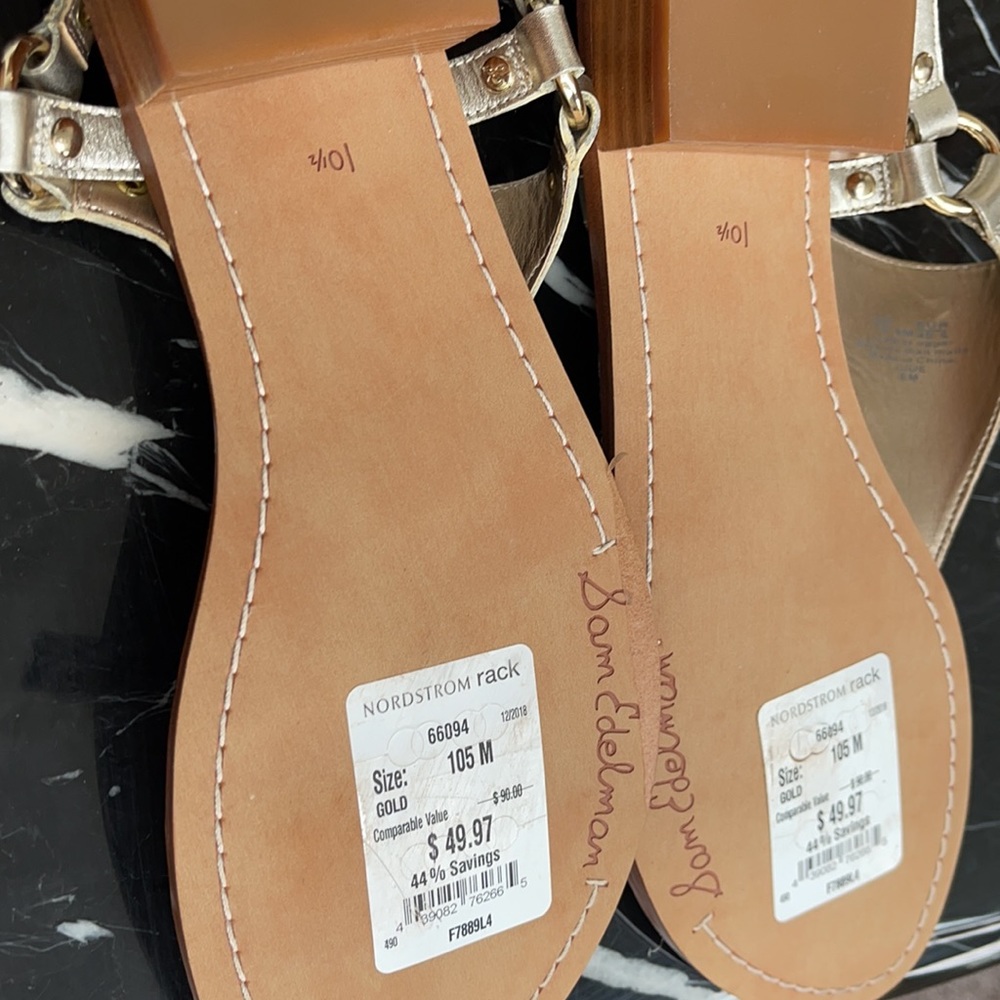 Sandals - Picture 5 of 5